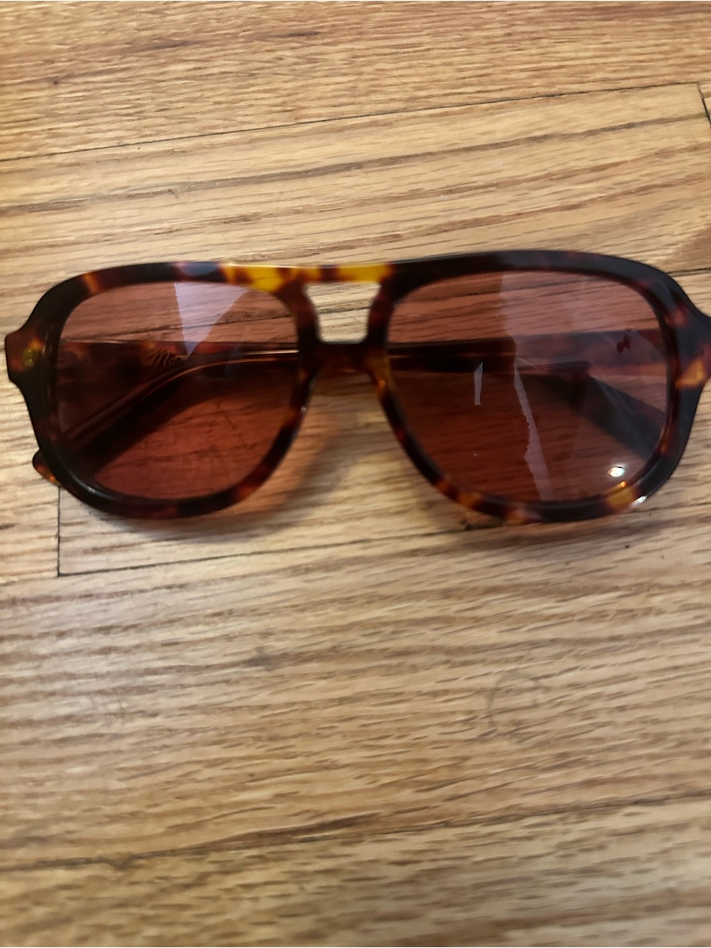 Madewell Logan Aviator in dark tortoise shell  Sunglasses - Brown Lenses